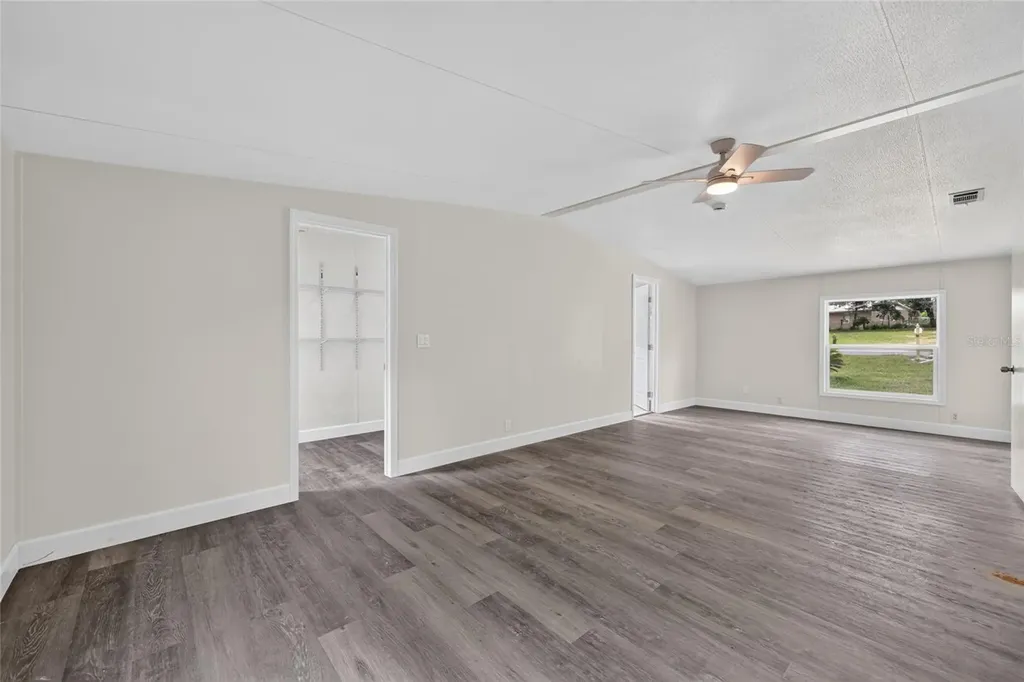 225 Skyline Drive Lady Lake FL 32159