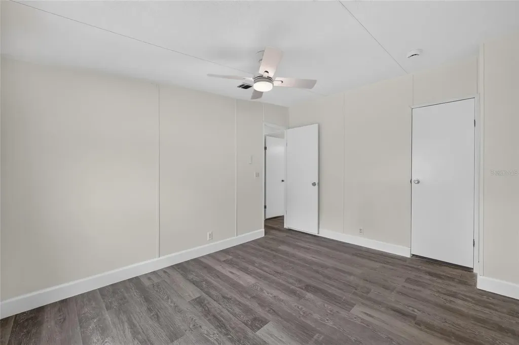 225 Skyline Drive Lady Lake FL 32159