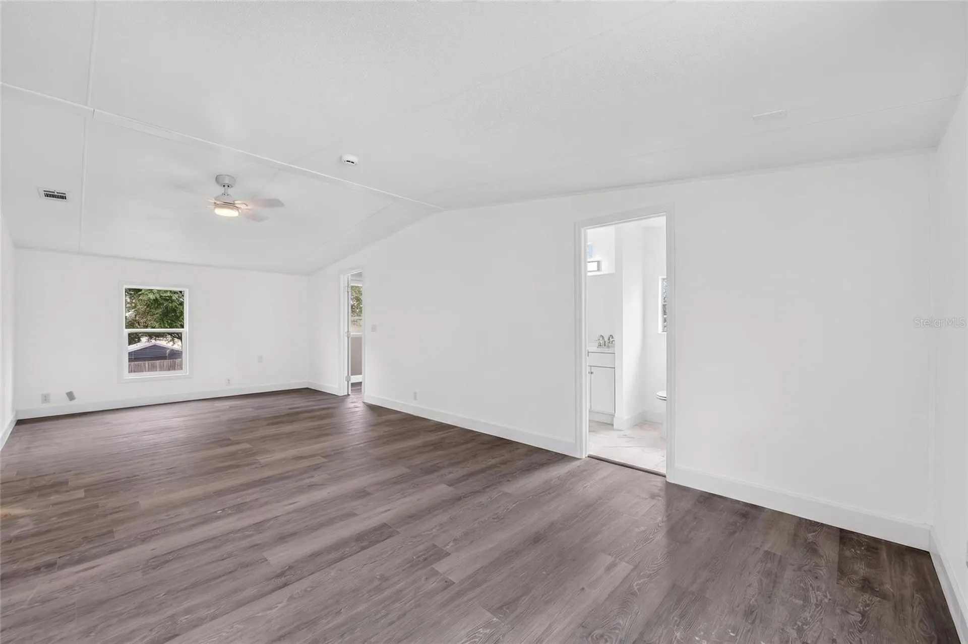 225 Skyline Drive Lady Lake FL 32159