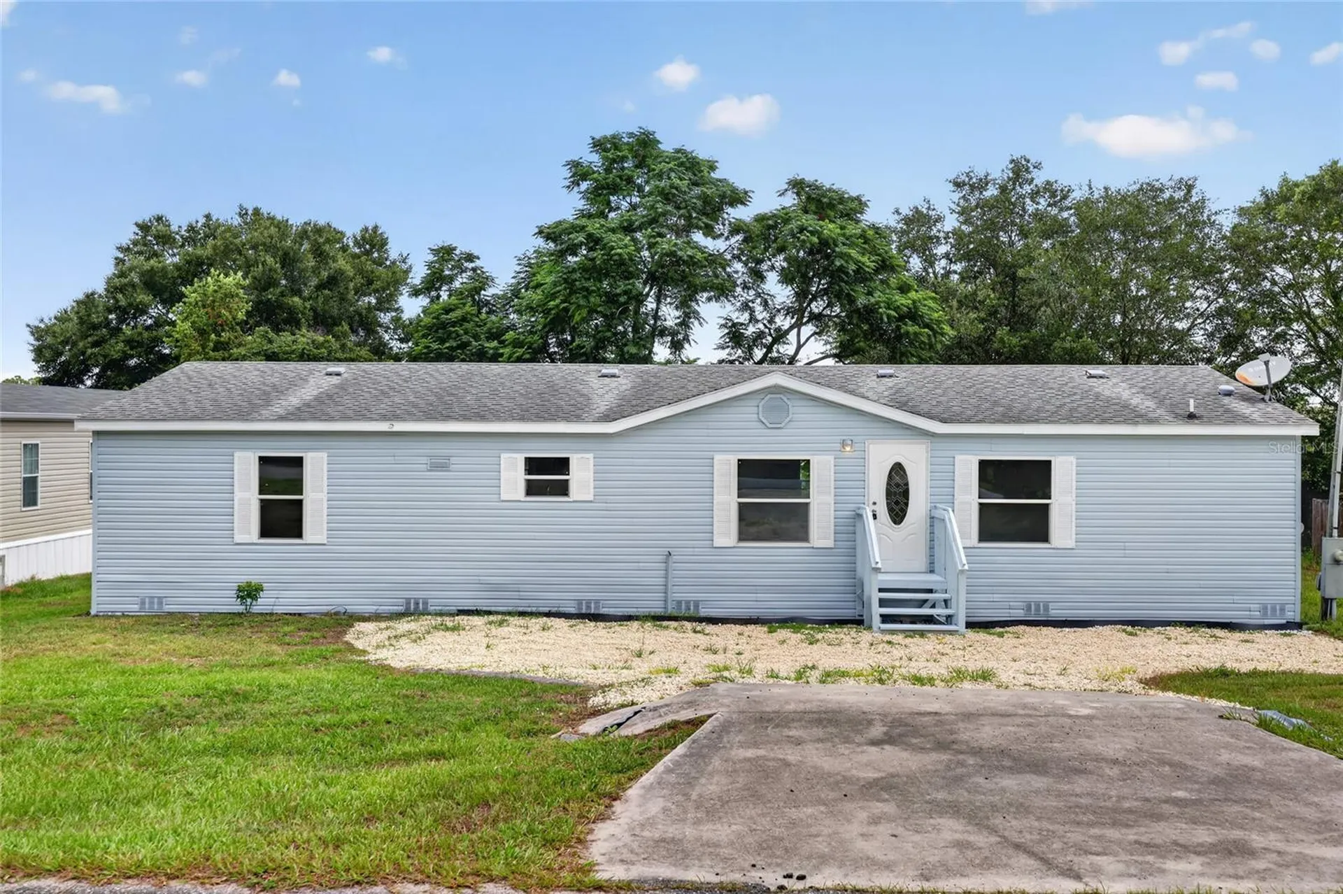 225 Skyline Drive Lady Lake FL 32159