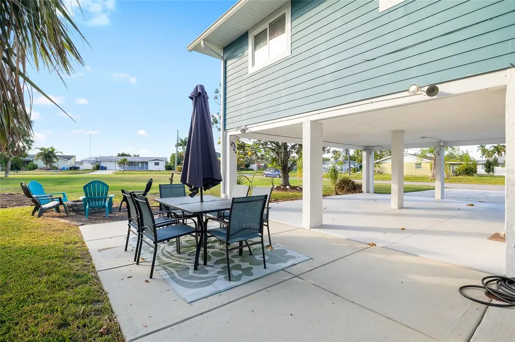 727 47th Street W Palmetto FL 34221