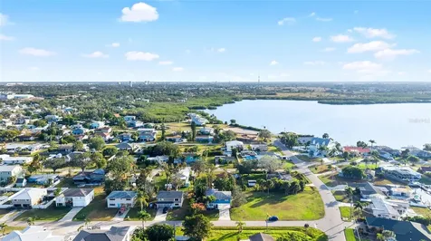 727 47th Street W Palmetto FL 34221