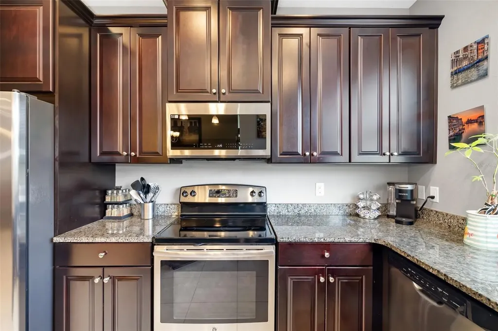 4968 Oarsman Court Sarasota FL 34243