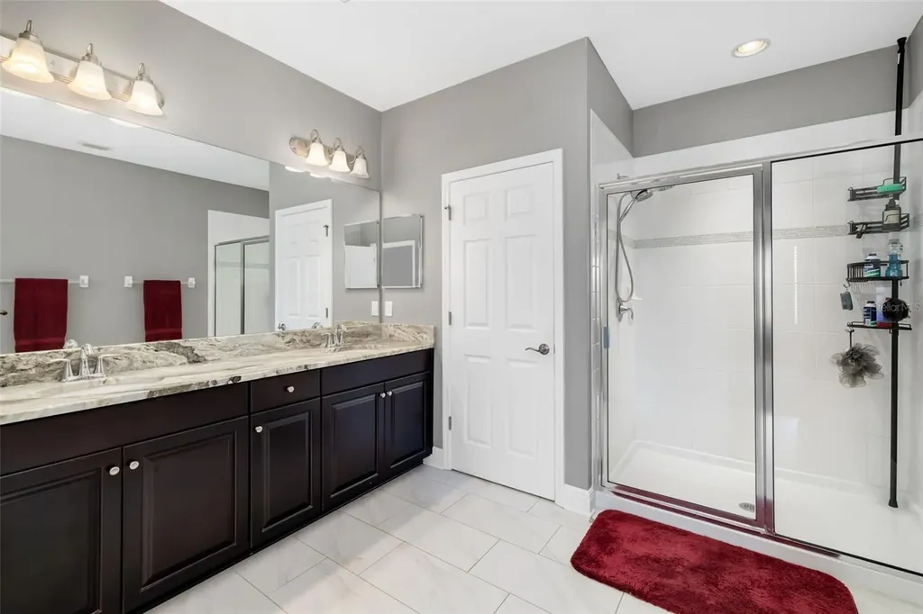4968 Oarsman Court Sarasota FL 34243