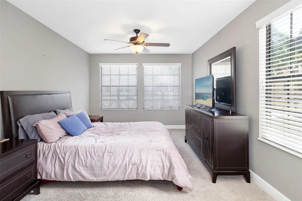 4968 Oarsman Court Sarasota FL 34243