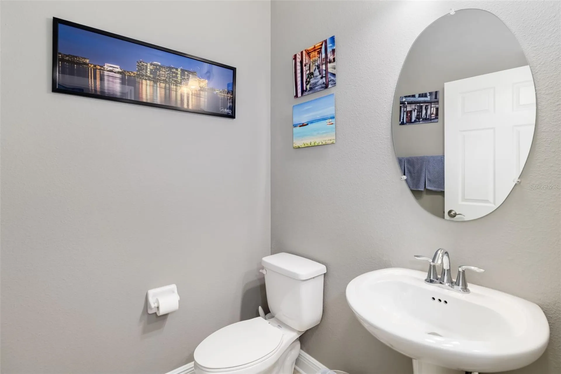 4968 Oarsman Court Sarasota FL 34243