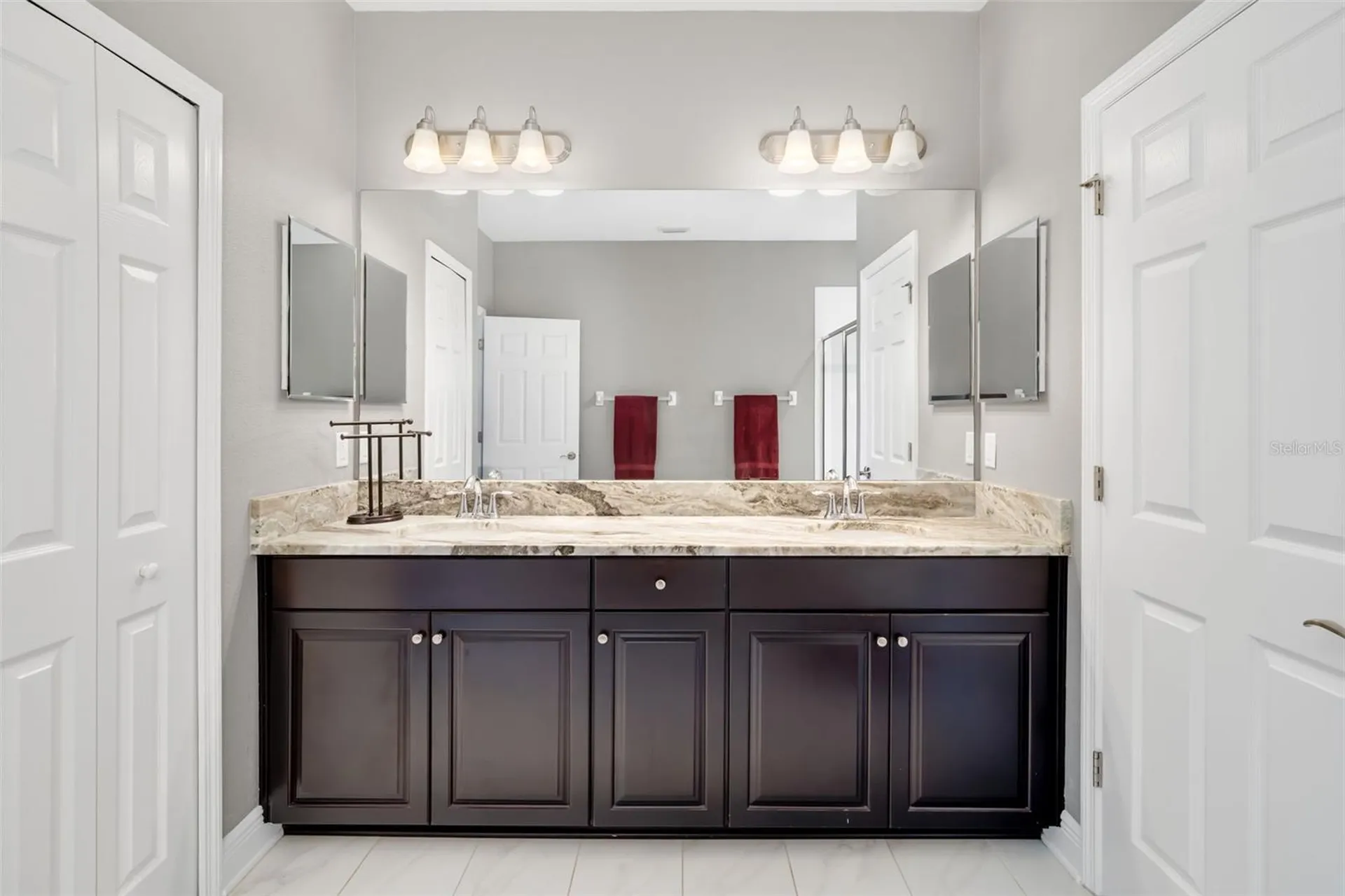 4968 Oarsman Court Sarasota FL 34243