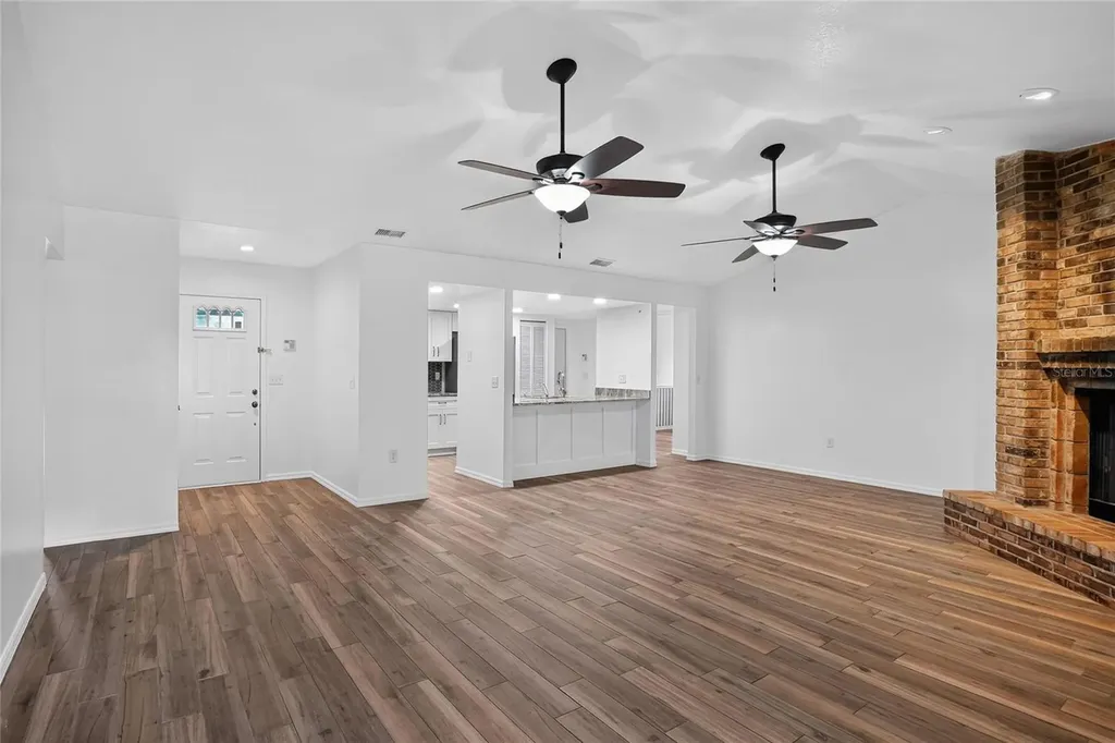 4520 Log Cabin Drive Lakeland FL 33810