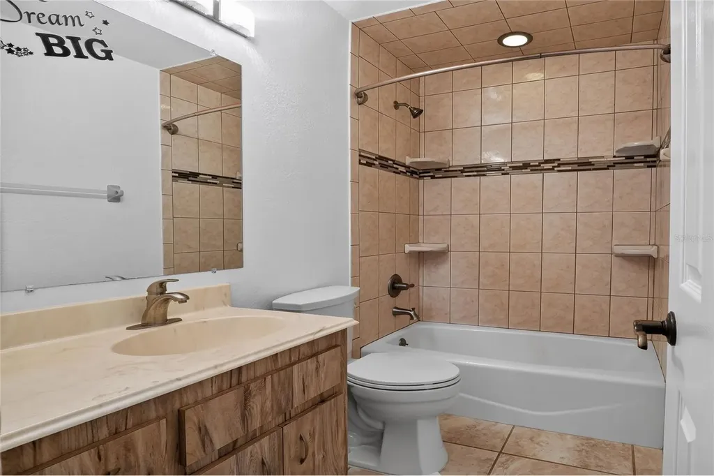 4520 Log Cabin Drive Lakeland FL 33810