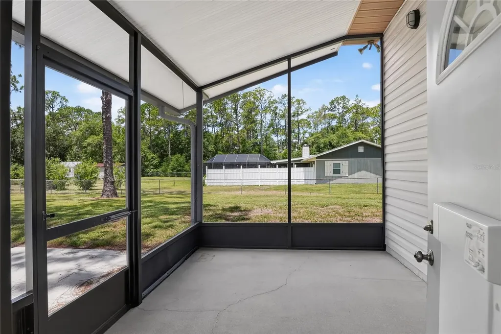 4520 Log Cabin Drive Lakeland FL 33810