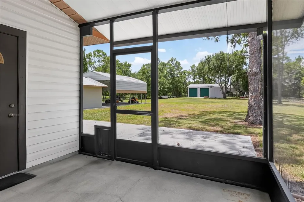 4520 Log Cabin Drive Lakeland FL 33810