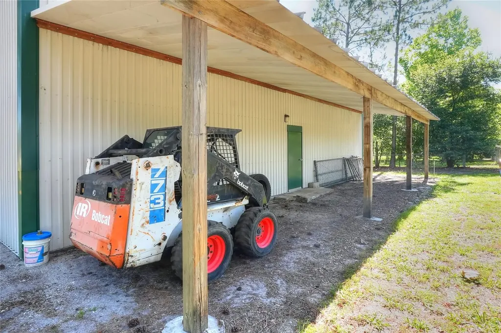4520 Log Cabin Drive Lakeland FL 33810