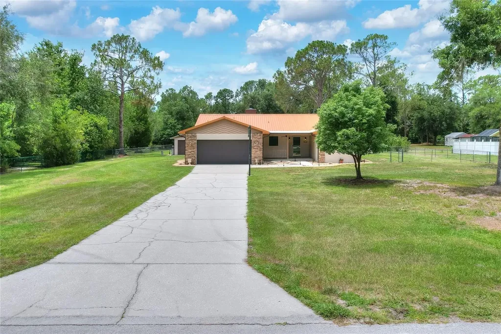 4520 Log Cabin Drive Lakeland FL 33810