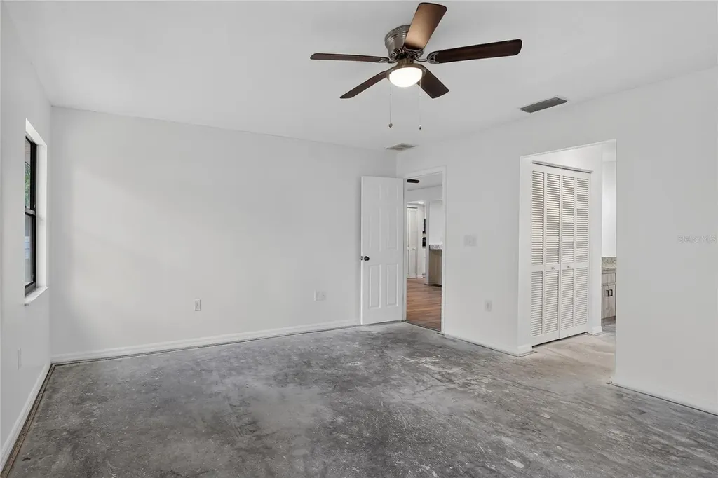 4520 Log Cabin Drive Lakeland FL 33810