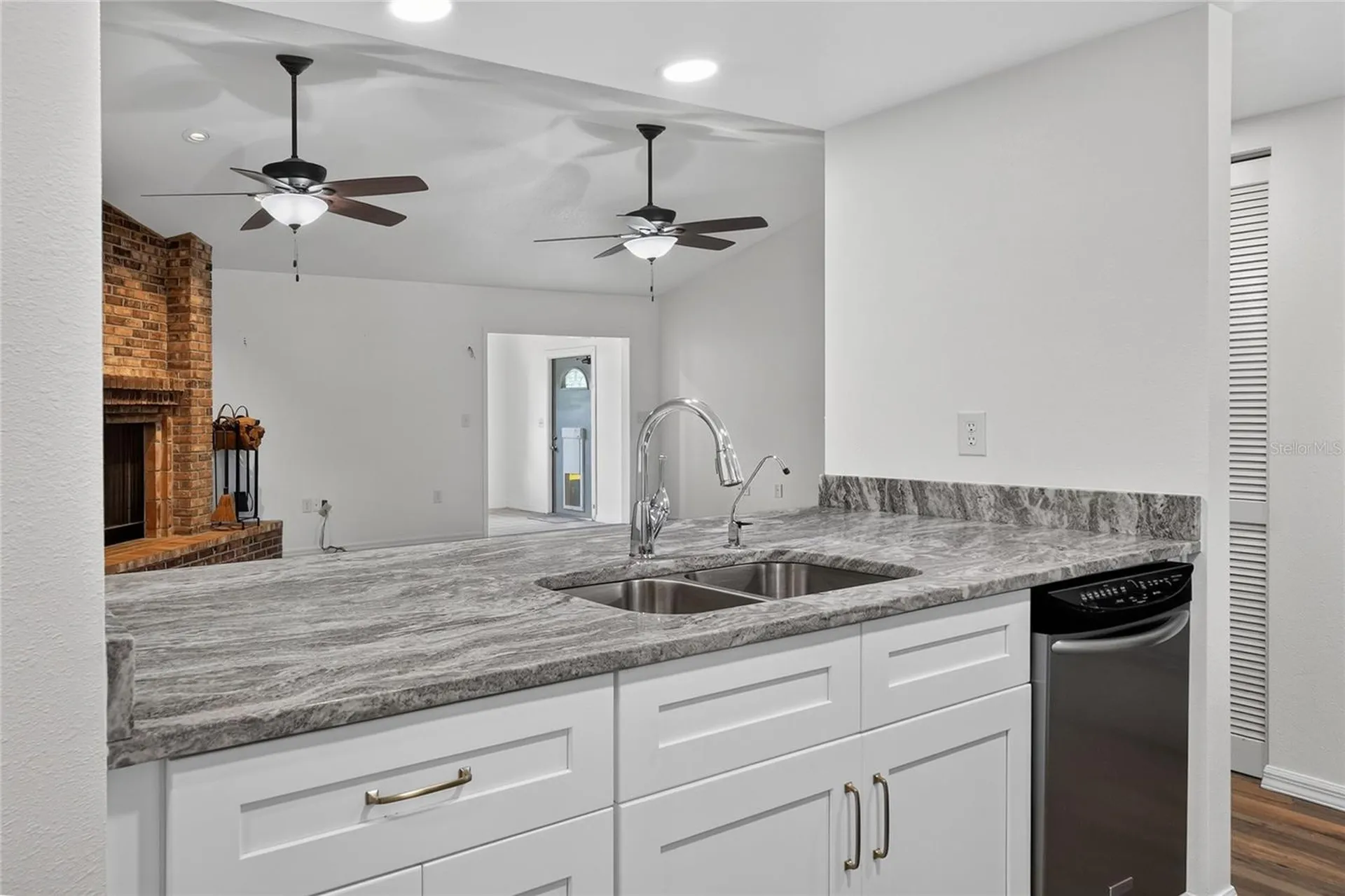 4520 Log Cabin Drive Lakeland FL 33810
