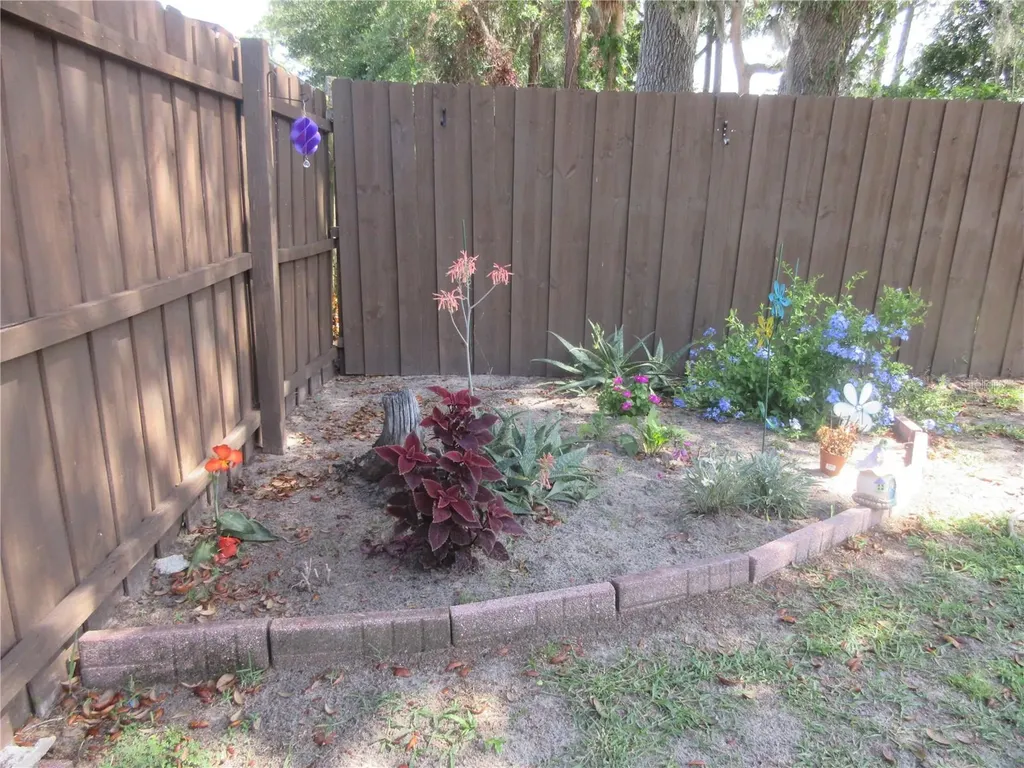 2300 SE 173rd Avenue Silver Springs FL 34488