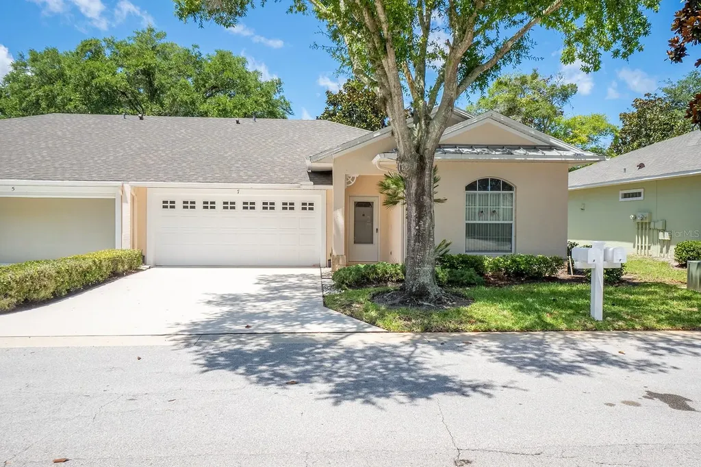 7 Arbor Trace Palm Coast FL 32137