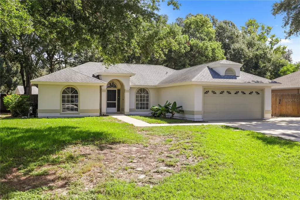 2635 Lake Landing Boulevard Eustis FL 32726