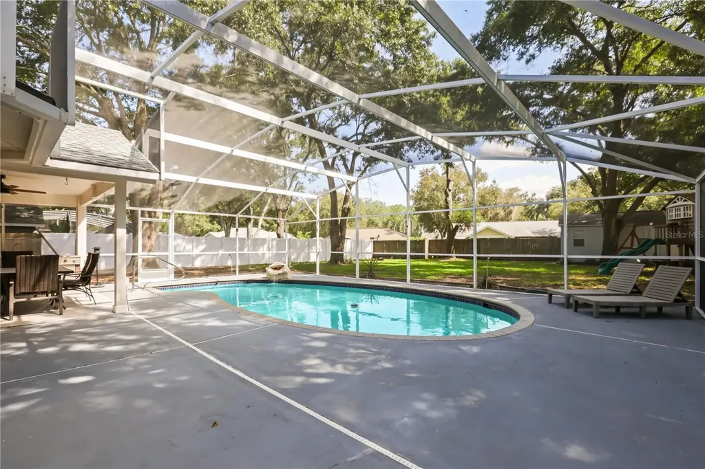 2635 Lake Landing Boulevard Eustis FL 32726