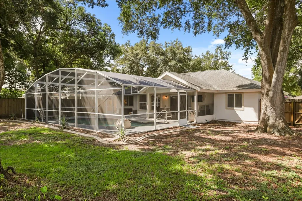 2635 Lake Landing Boulevard Eustis FL 32726