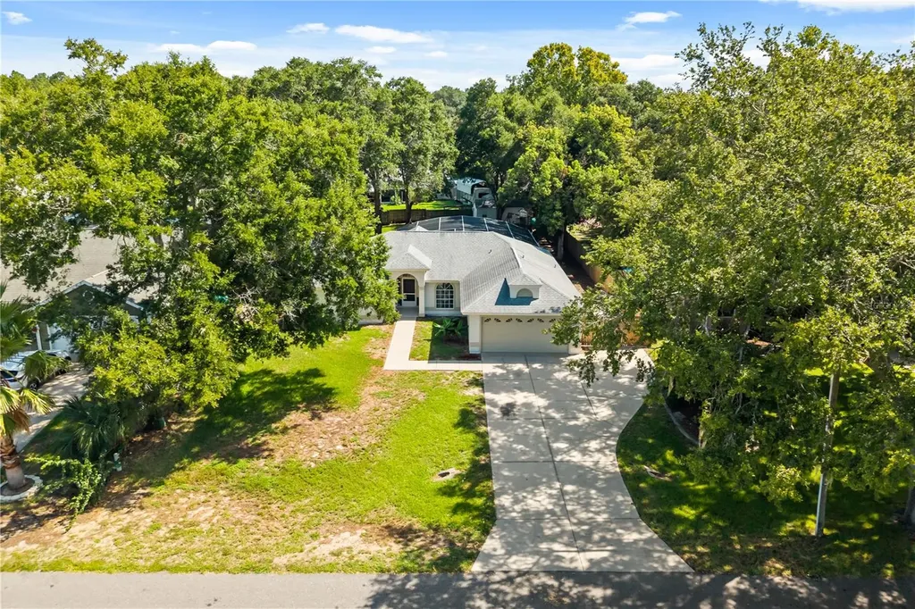2635 Lake Landing Boulevard Eustis FL 32726