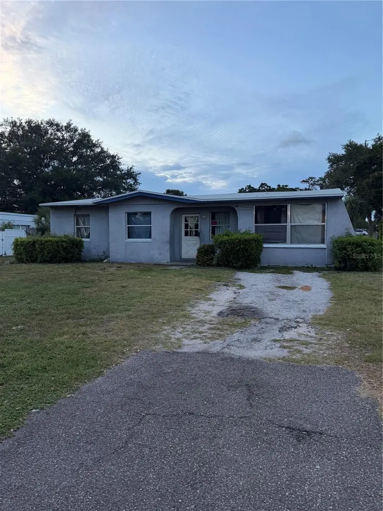 1501 Stevensons Drive Clearwater FL 33755