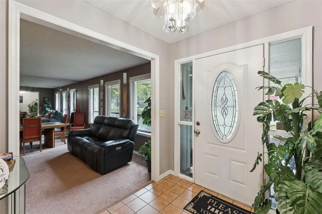 4902 Briar Oaks Circle Orlando FL 32808