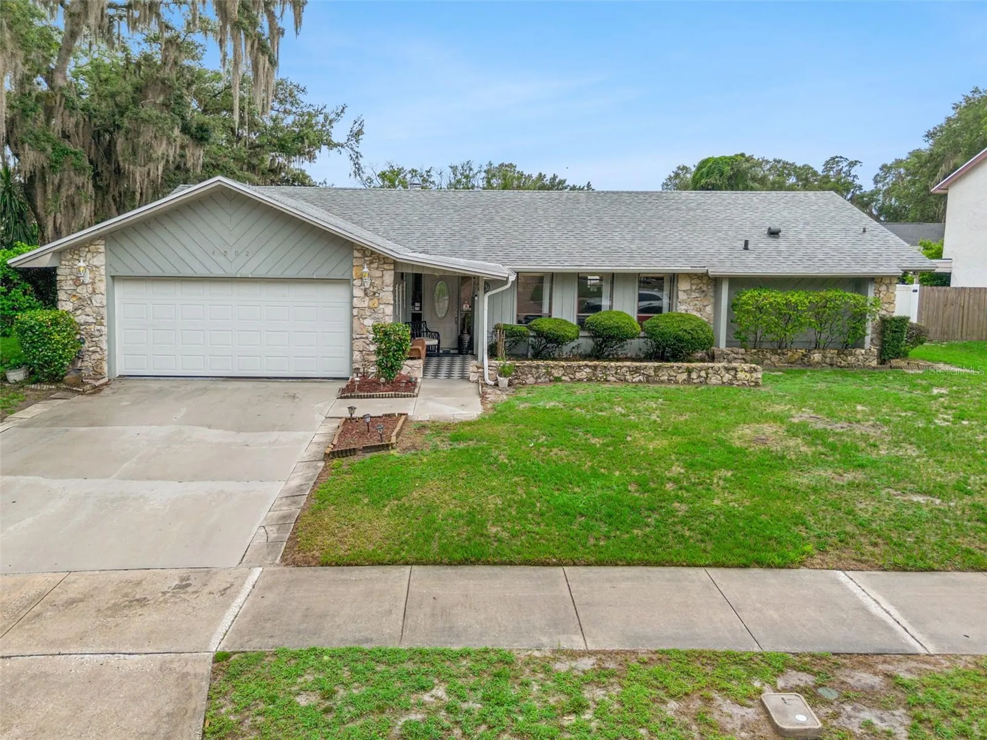 4902 Briar Oaks Circle Orlando FL 32808