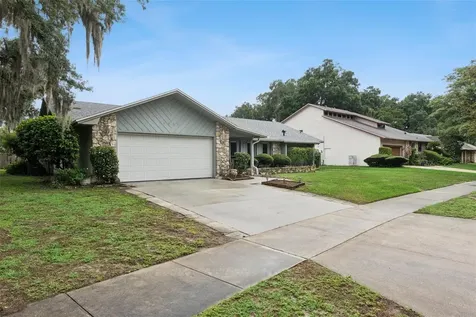 4902 Briar Oaks Circle Orlando FL 32808