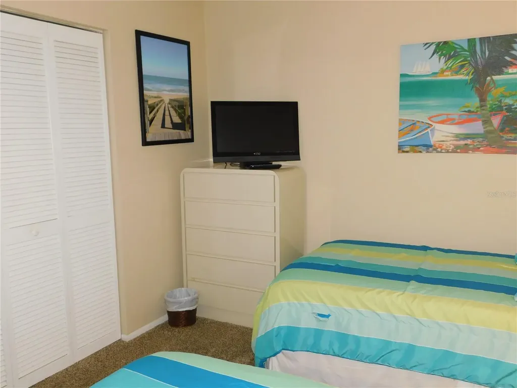 272 Woodlake Wynde Oldsmar FL 34677