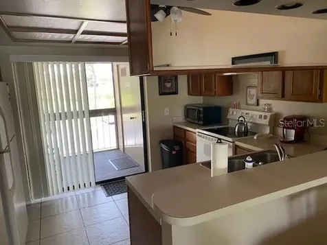 272 Woodlake Wynde Oldsmar FL 34677