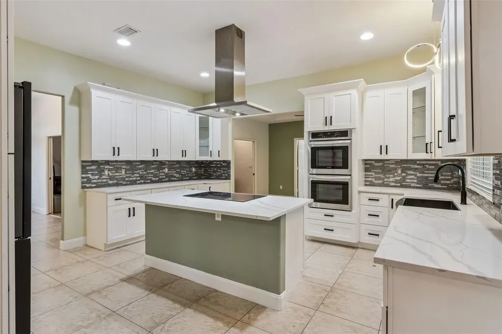 2820 Bronco Avenue Kissimmee FL 34746