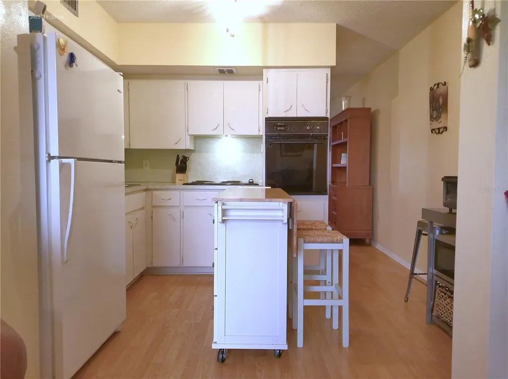 2457 Ecuadorian Way Clearwater FL 33763