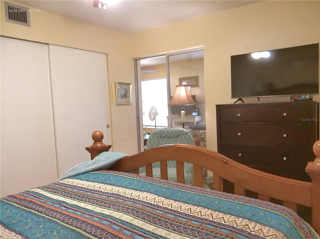 2457 Ecuadorian Way Clearwater FL 33763