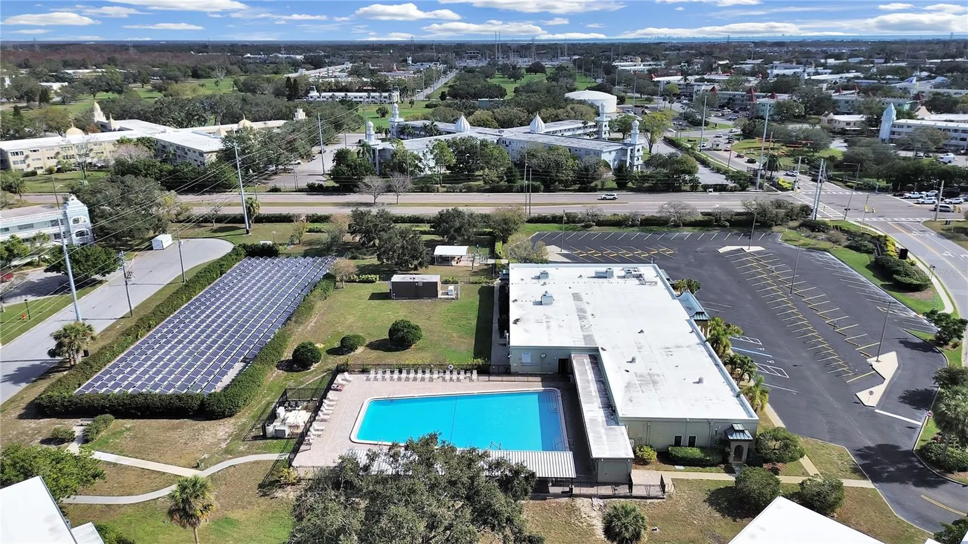 2457 Ecuadorian Way Clearwater FL 33763