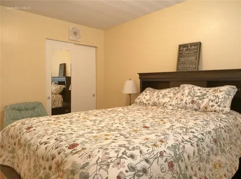 2457 Ecuadorian Way Clearwater FL 33763