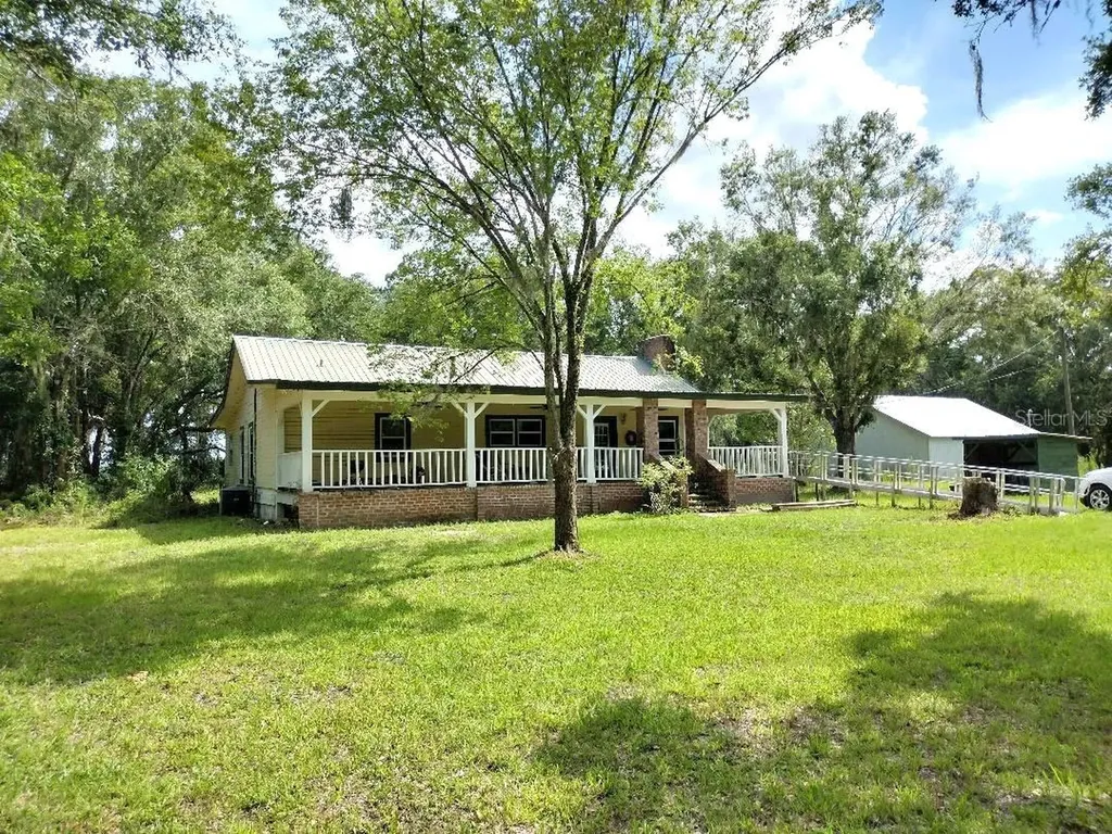 9983 W Highway 100 Bunnell FL 32110
