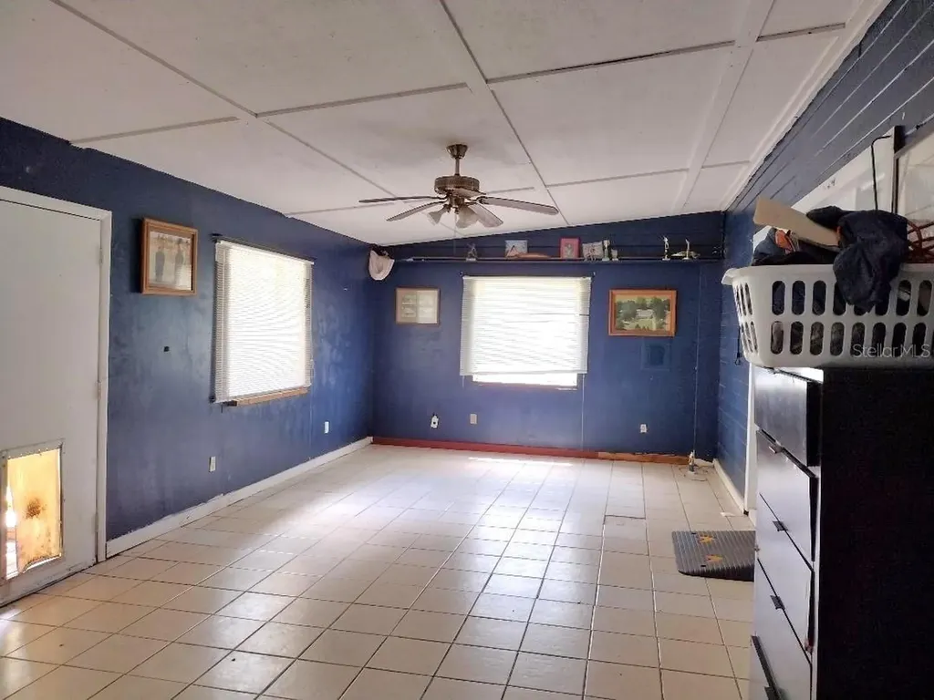 9983 W Highway 100 Bunnell FL 32110