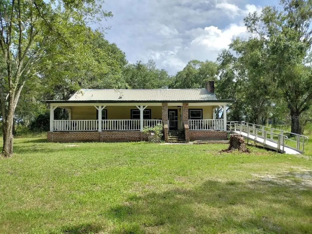 9983 W Highway 100 Bunnell FL 32110