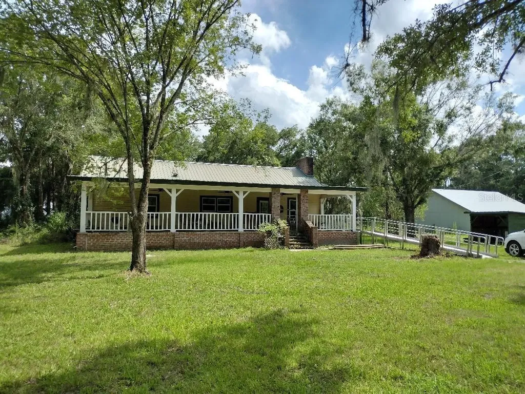 9983 W Highway 100 Bunnell FL 32110