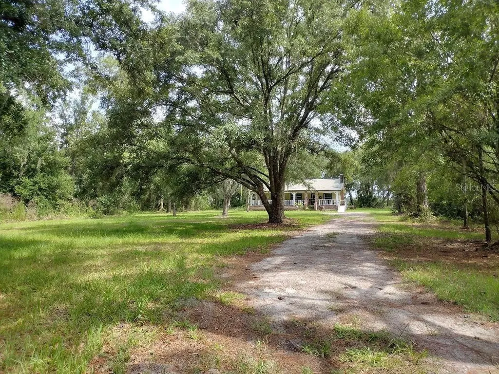 9983 W Highway 100 Bunnell FL 32110