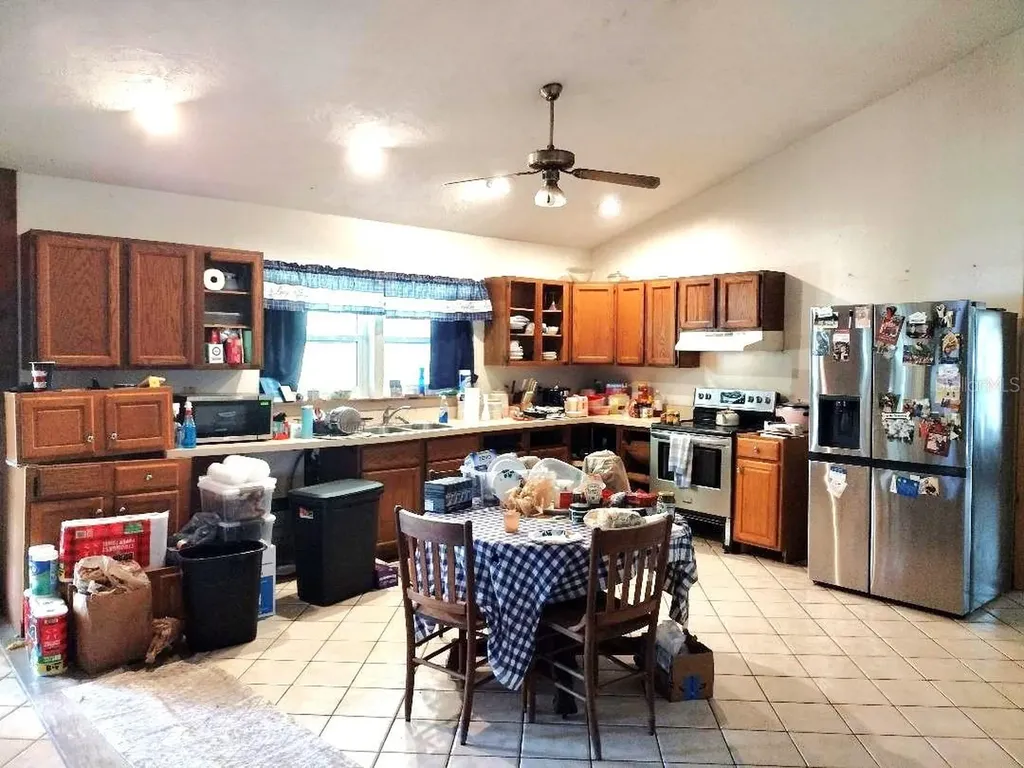 9983 W Highway 100 Bunnell FL 32110