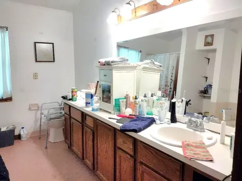 9983 W Highway 100 Bunnell FL 32110