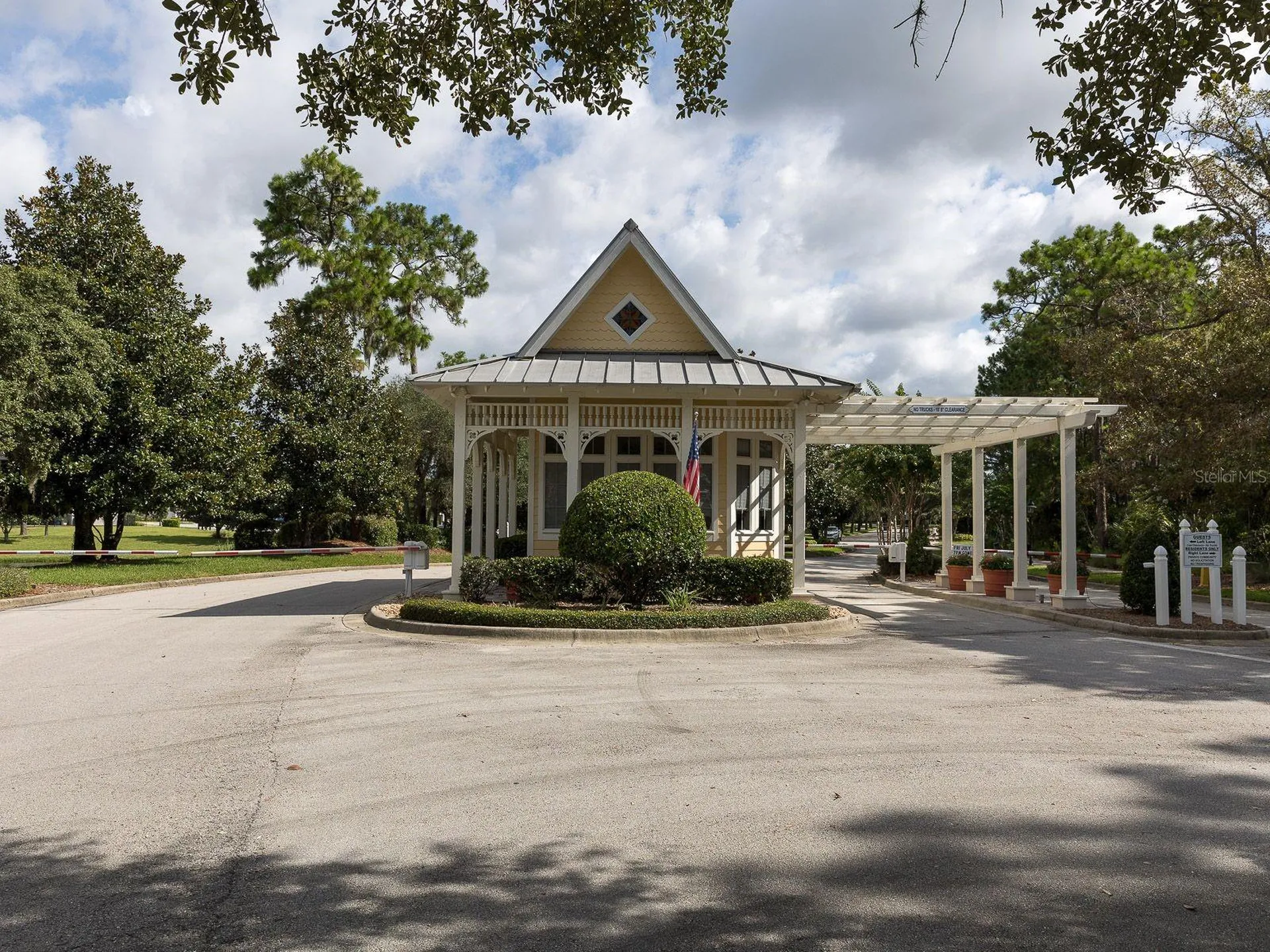1130 Gardenshire Lane Deland FL 32724