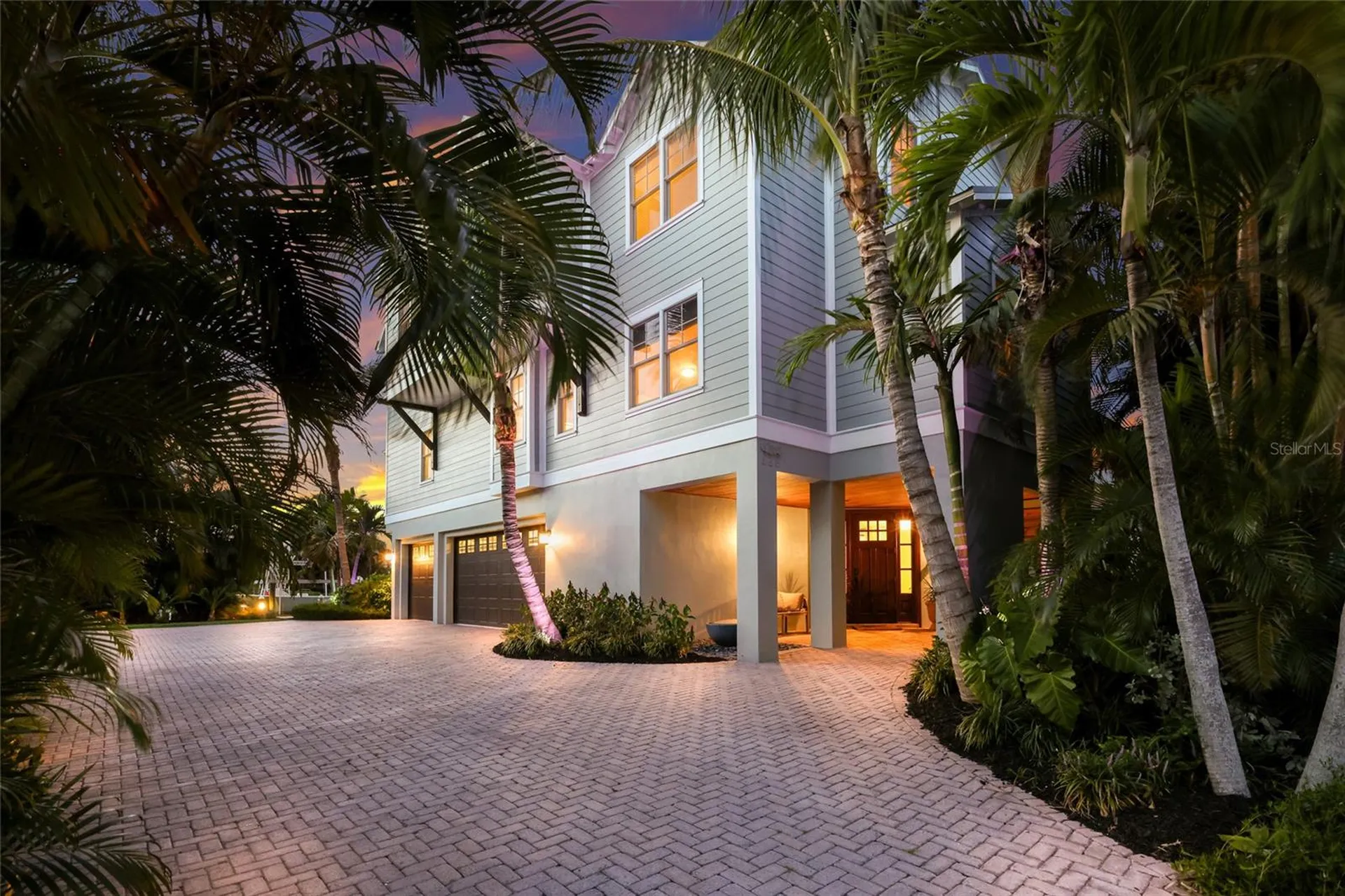 526 56th Street Holmes Beach FL 34217