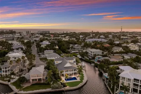 526 56th Street Holmes Beach FL 34217