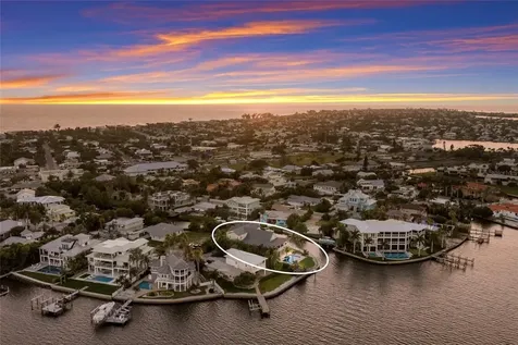 526 56th Street Holmes Beach FL 34217