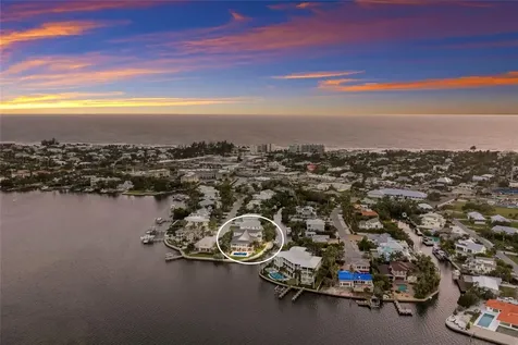526 56th Street Holmes Beach FL 34217