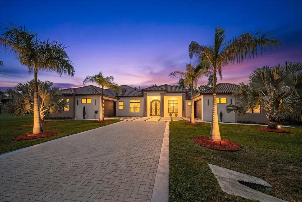 3317 Crenshaw Lake Road Lutz FL 33548