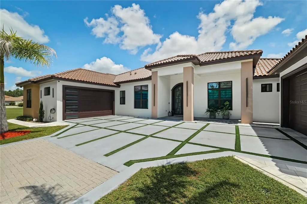 3317 Crenshaw Lake Road Lutz FL 33548